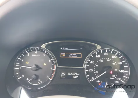 2013 Nissan Altima 2.5 Sv z USA, uszkodzony, nr VIN 1N4AL3AP8DC137089